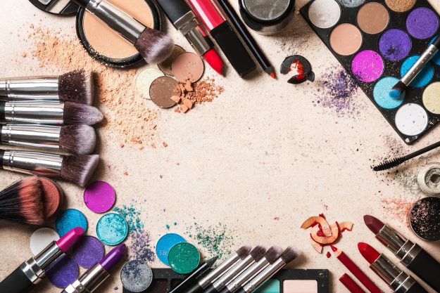 How to Start a Cosmetic Business