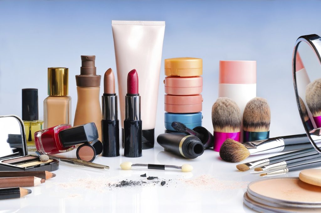 Business Consulting Agency | Blog Starting a Cosmetic Brand with Expert Help Through Consulting