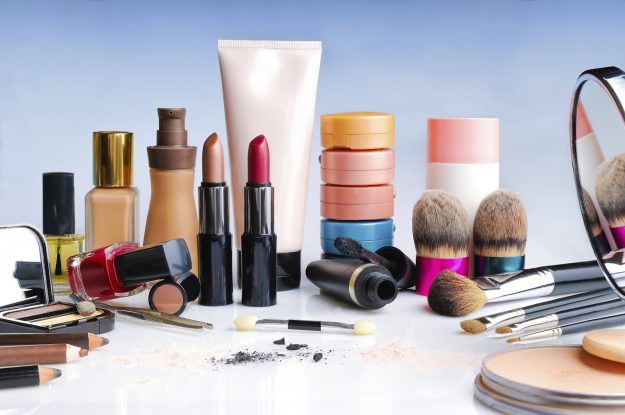 Starting a Cosmetic Brand with Expert Help Through Consulting
