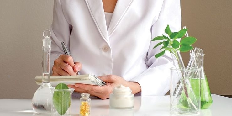 How Dermatologists Create Skincare Product Lines to Boost Profitability