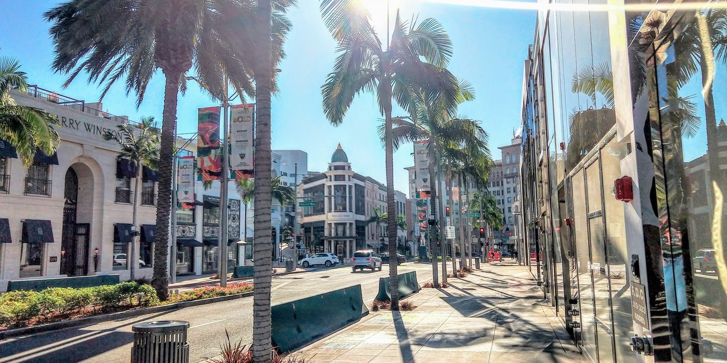 How Consultants Help Beverly Hills Retailers Thrive in 2025